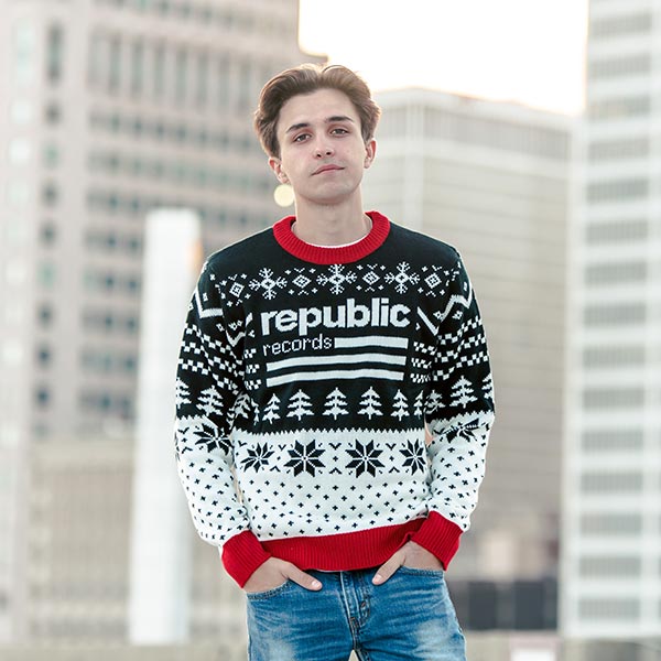 republic-records-ugly-christmas-sweater